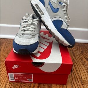 Nike Air Max 1 in Blue and Gray